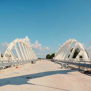 Nuovo Ponte Serchio (ago 25) 2.jpg